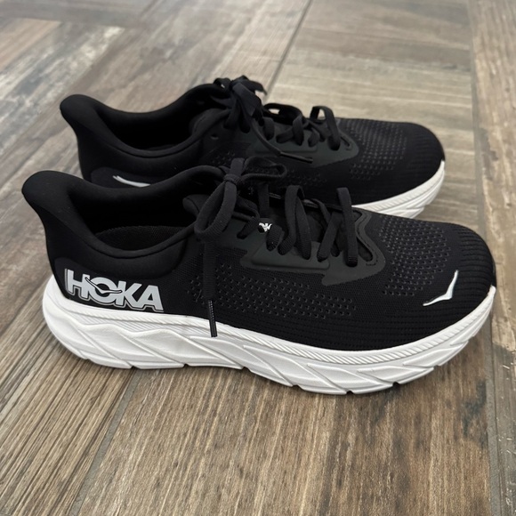 HOKA Arahi 7 Women’s size 7.5 wide - Picture 5 of 10